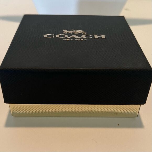 COACH Linked C Signature Slider Bracelet - Picture 6 of 9